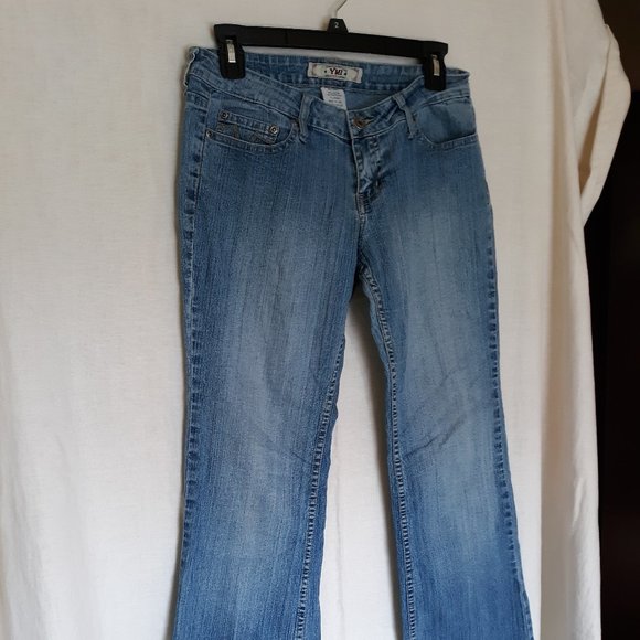 YMI Bootcut Jeans 9 - Picture 7 of 7